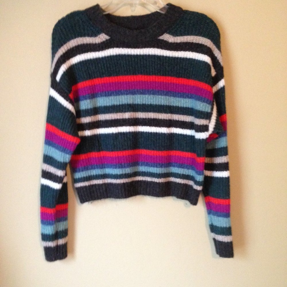 American Eagle Cropped Sweater Size XS